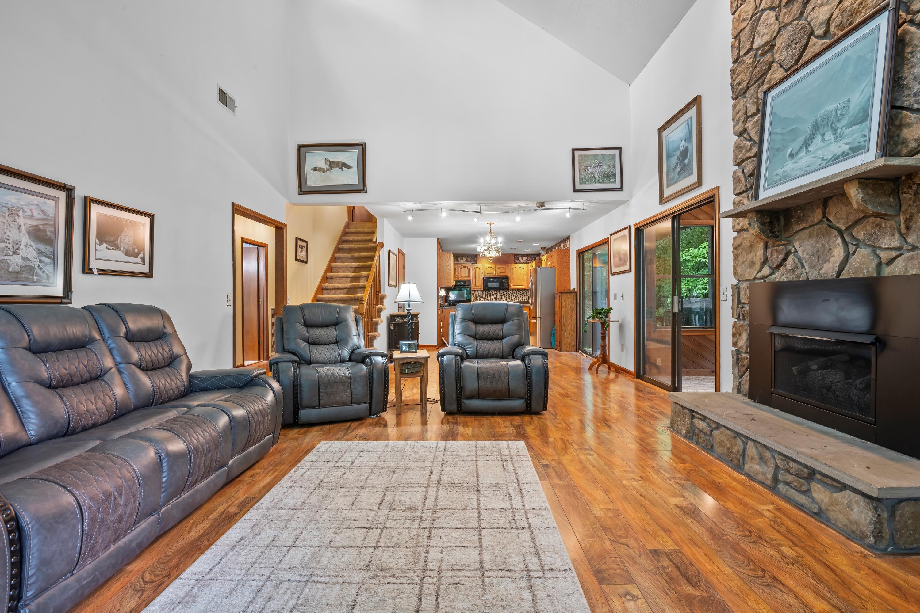 7321 Coastal Drive