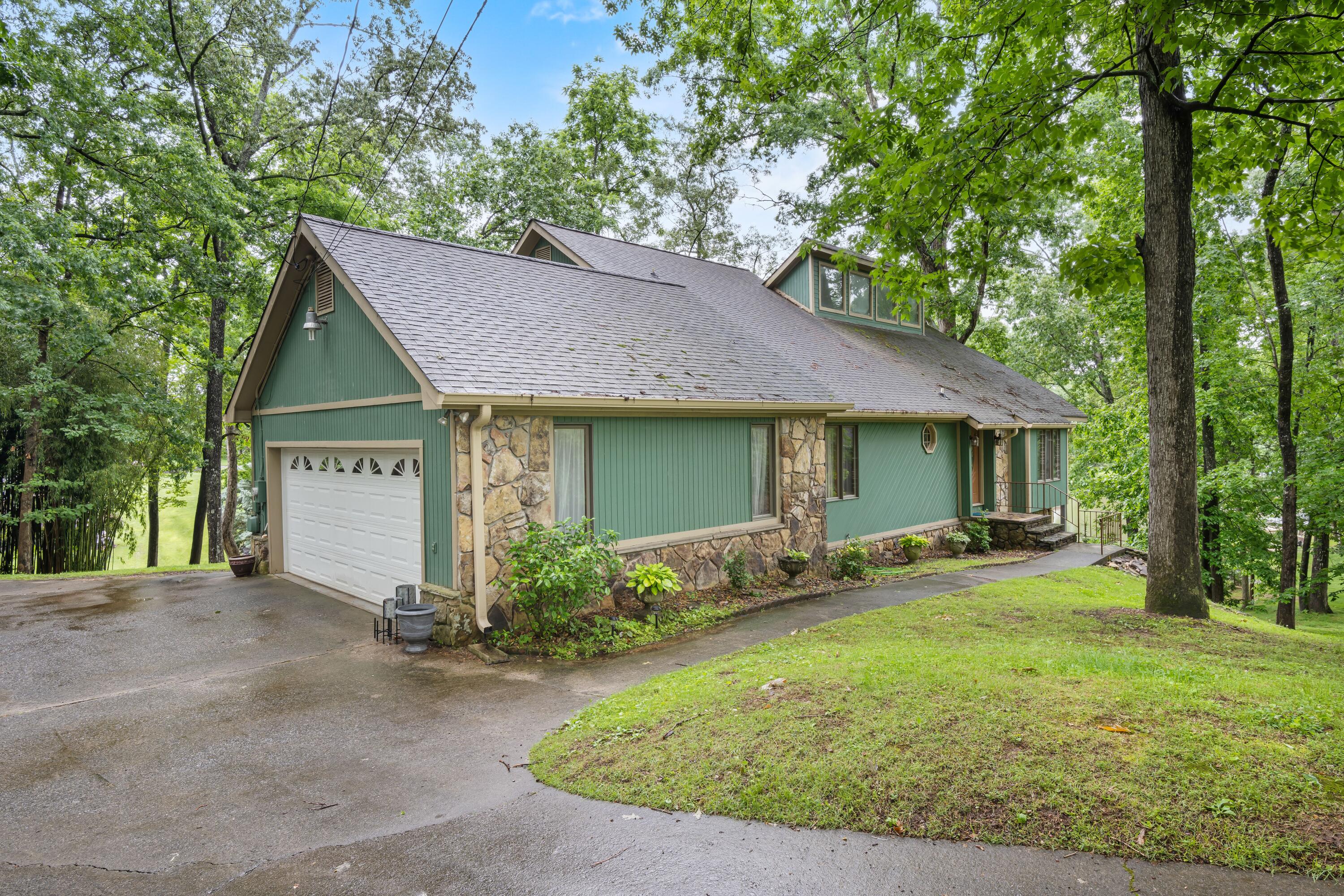 7321 Coastal Drive