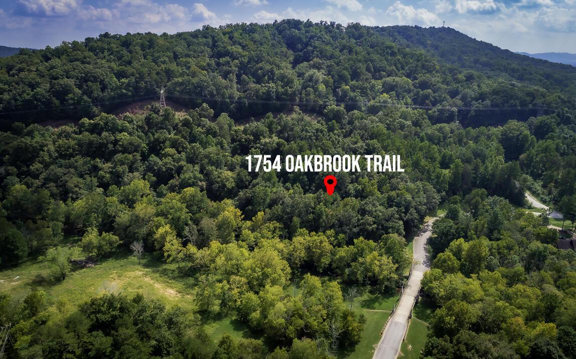 1754 Oakbrook Trail