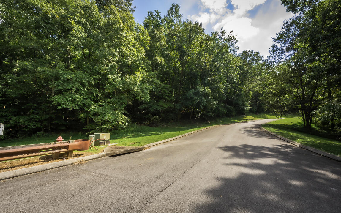 1754 Oakbrook Trail