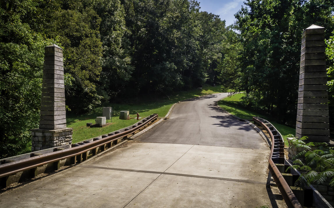 1754 Oakbrook Trail