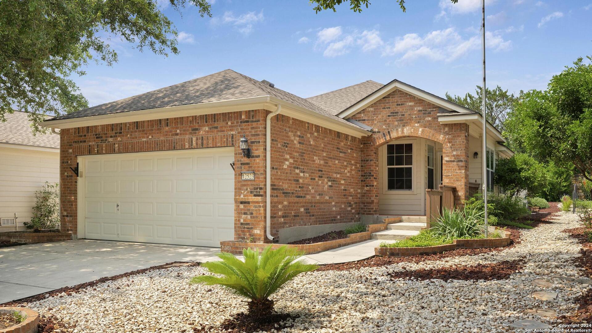 12523 DESERT PALM