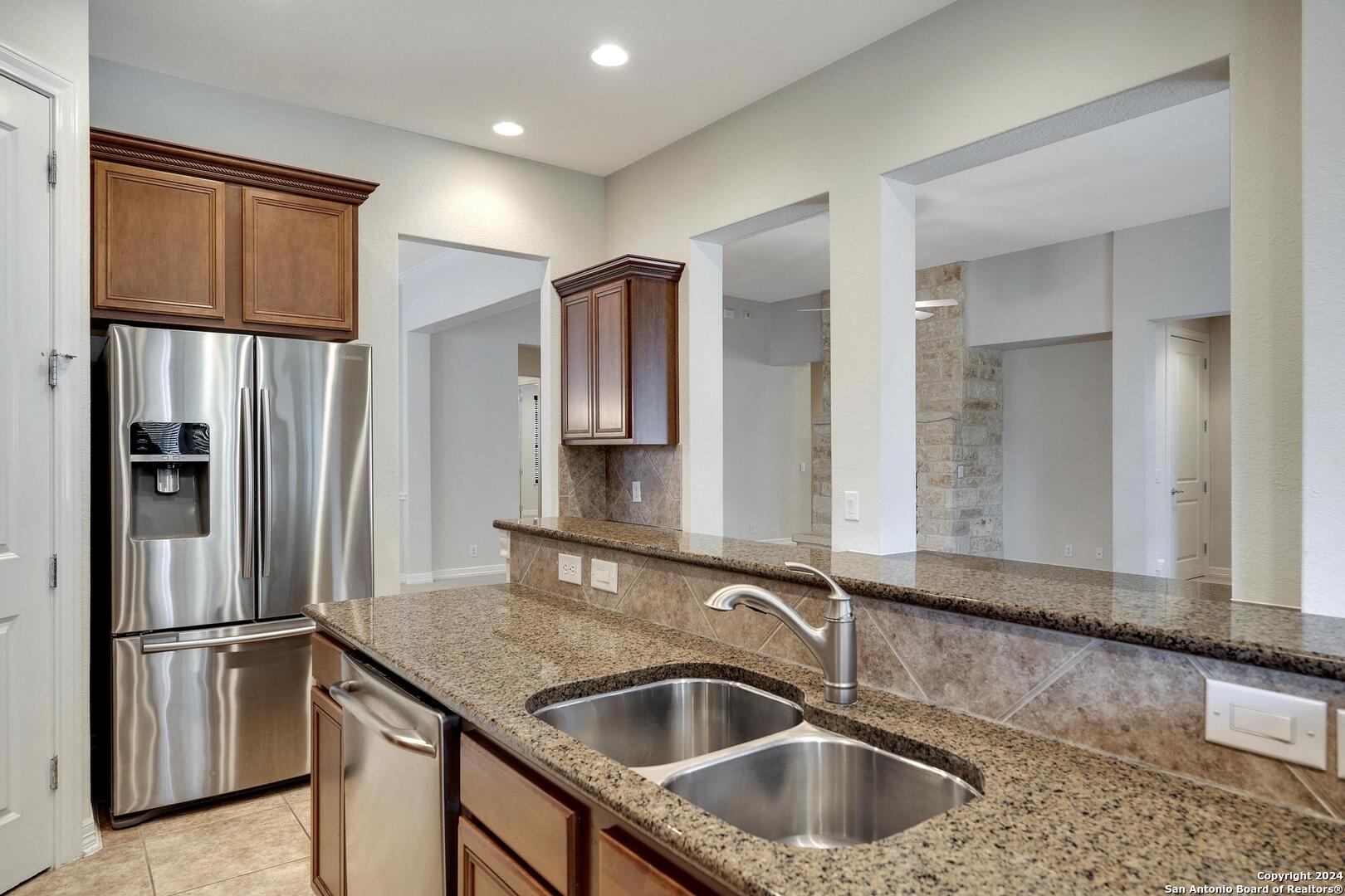 12722 TEXAS THISTLE