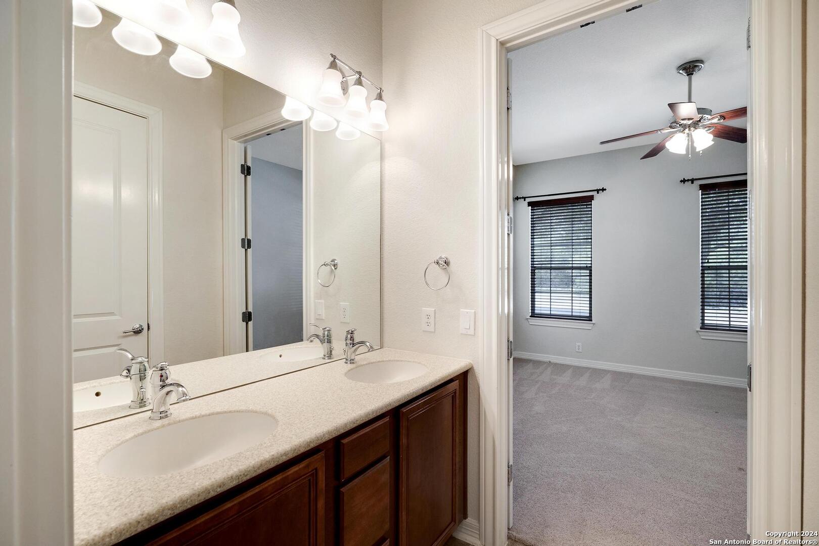 12722 TEXAS THISTLE