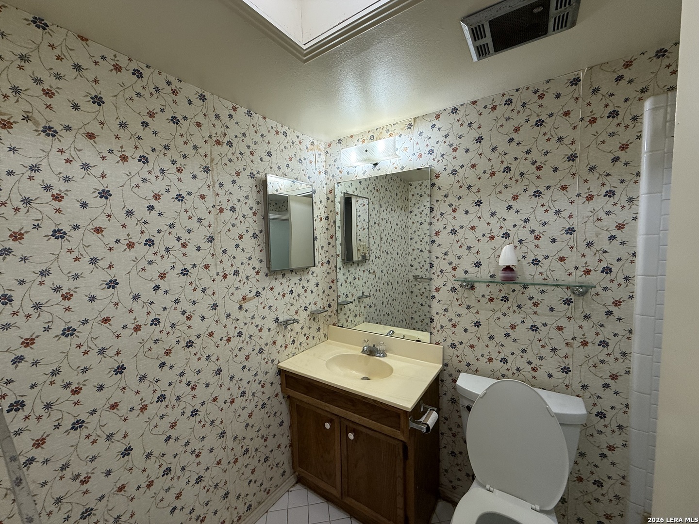 1015 Mount Capote