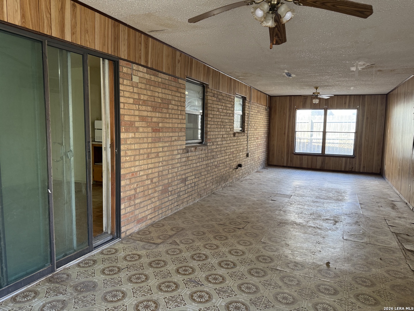 1015 Mount Capote
