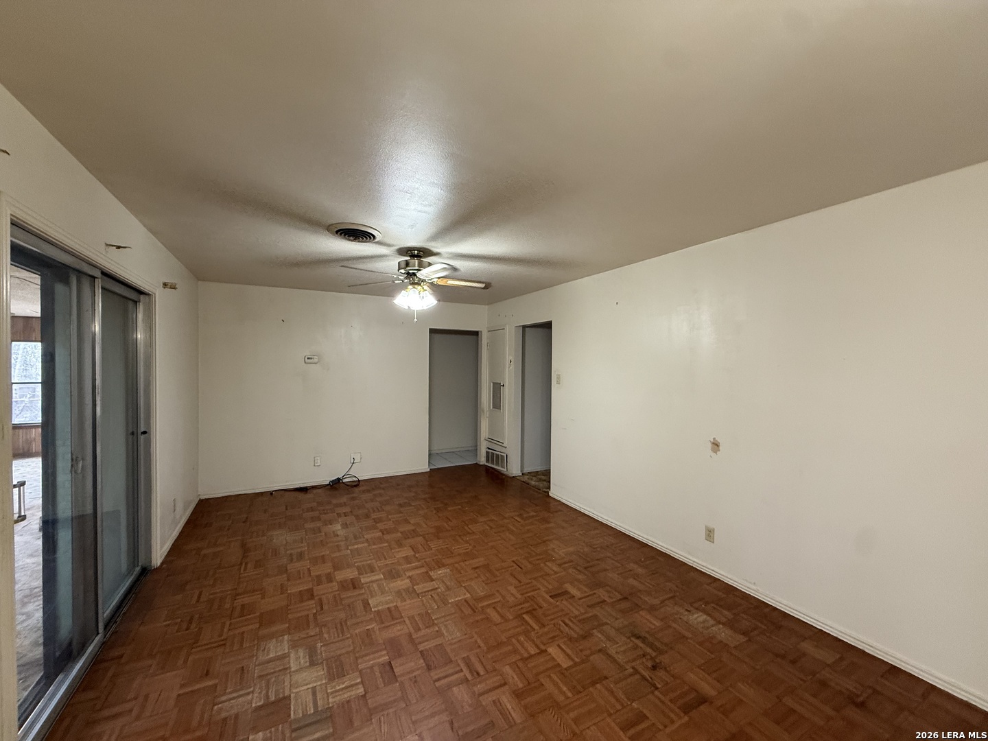 1015 Mount Capote