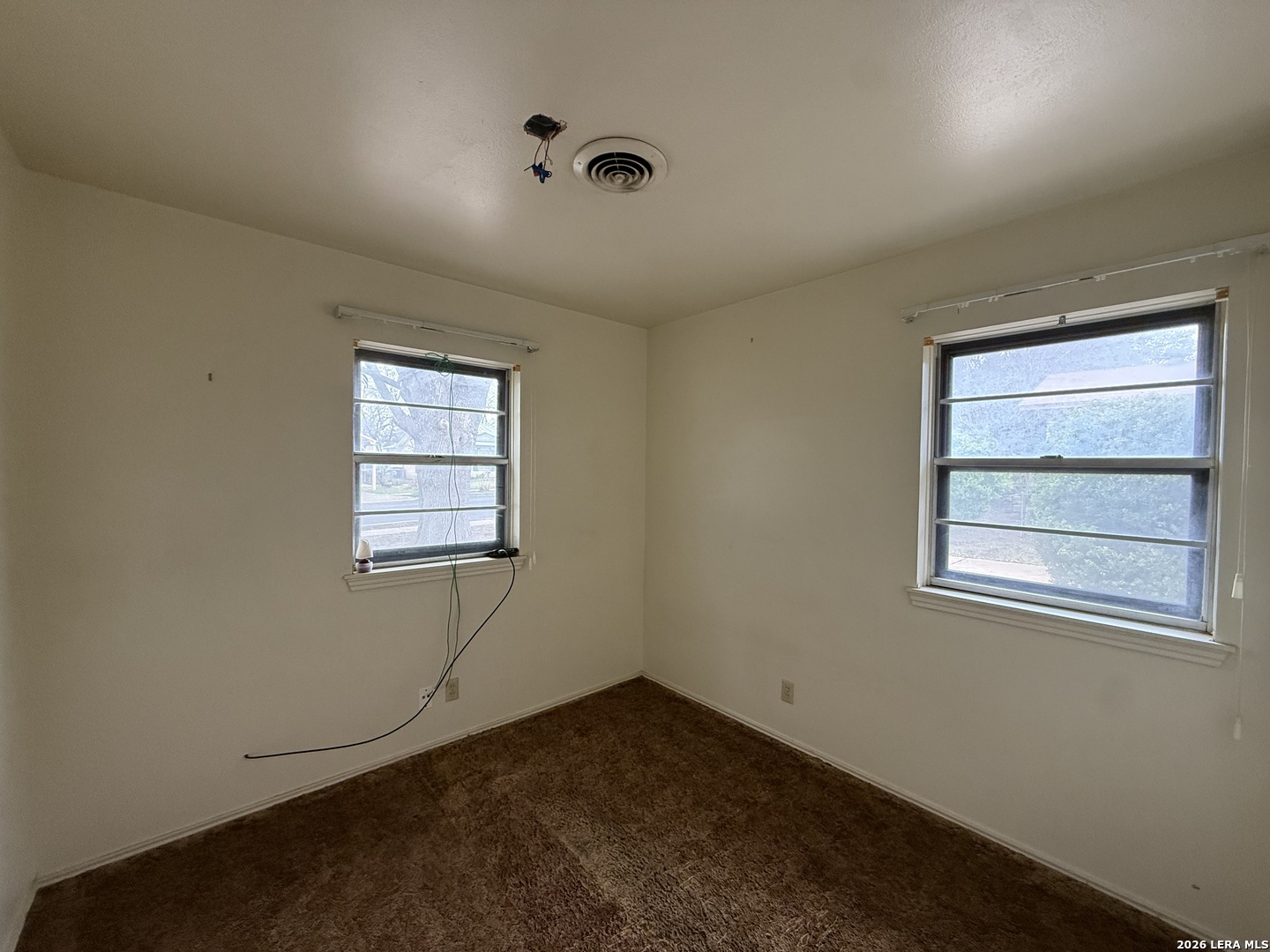 1015 Mount Capote