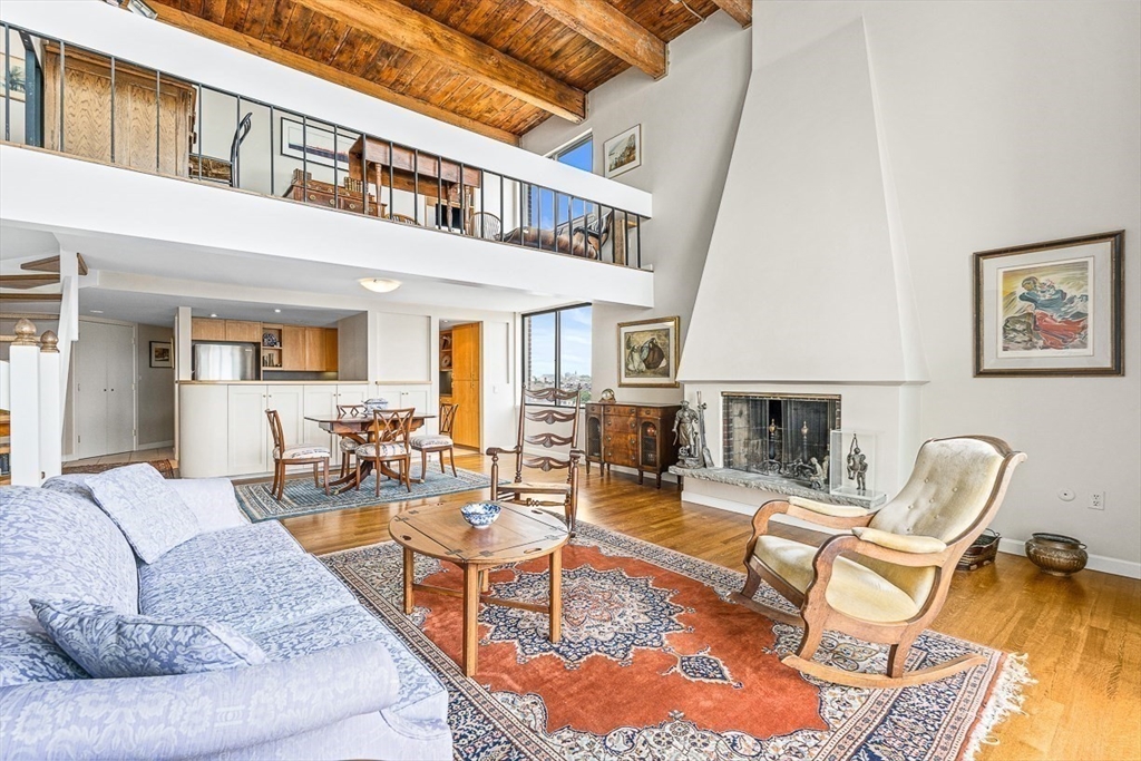 63 Atlantic Ave # 10E