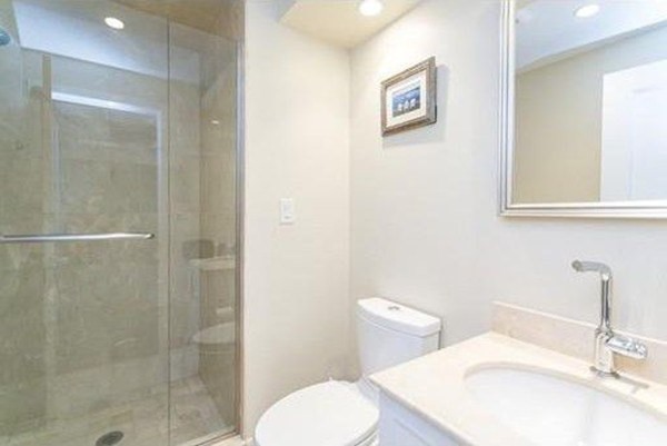 244 Newbury PH