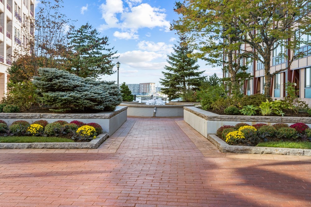 50 Battery St # 303