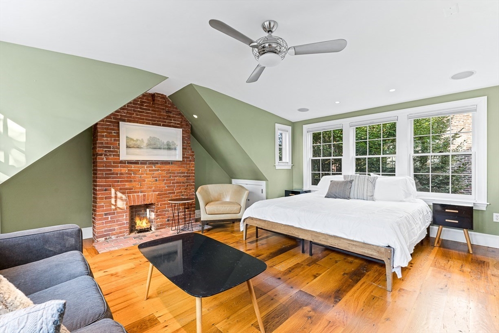 7 Jackson Ave