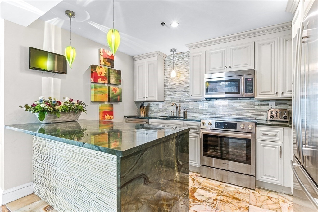 357 Commercial St # 311