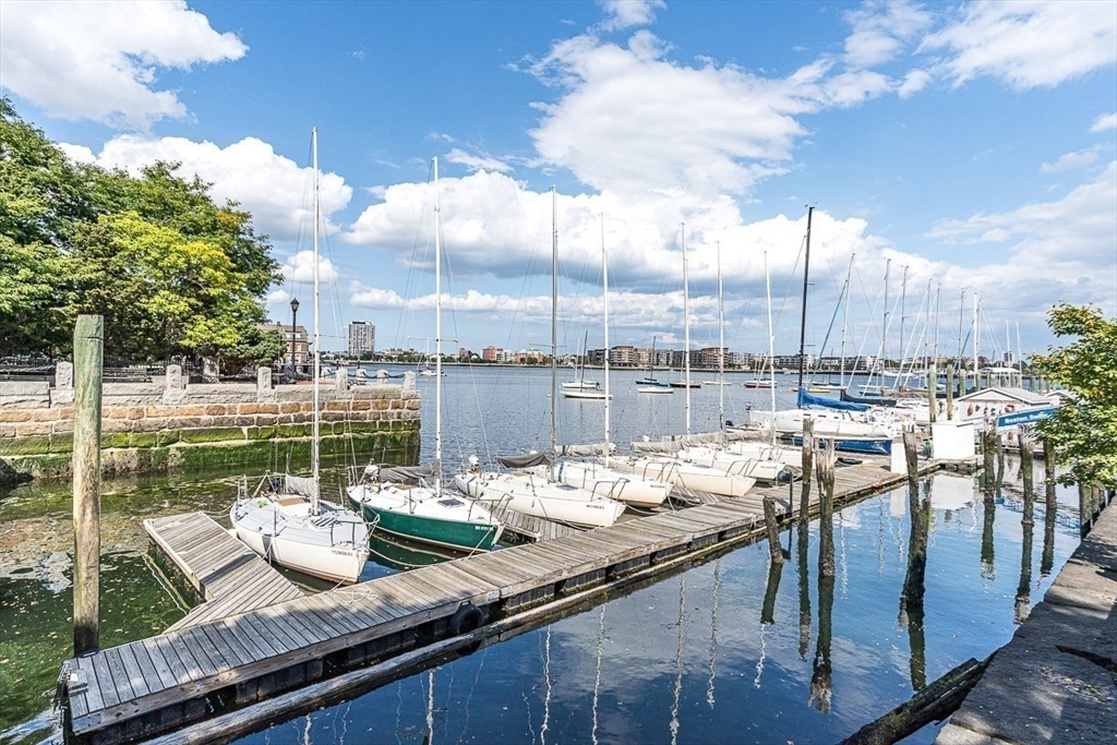 28 Atlantic Ave., Bays 135-138