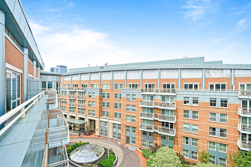 4 Battery Wharf # 4608