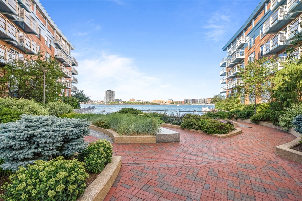 4 Battery Wharf # 4608
