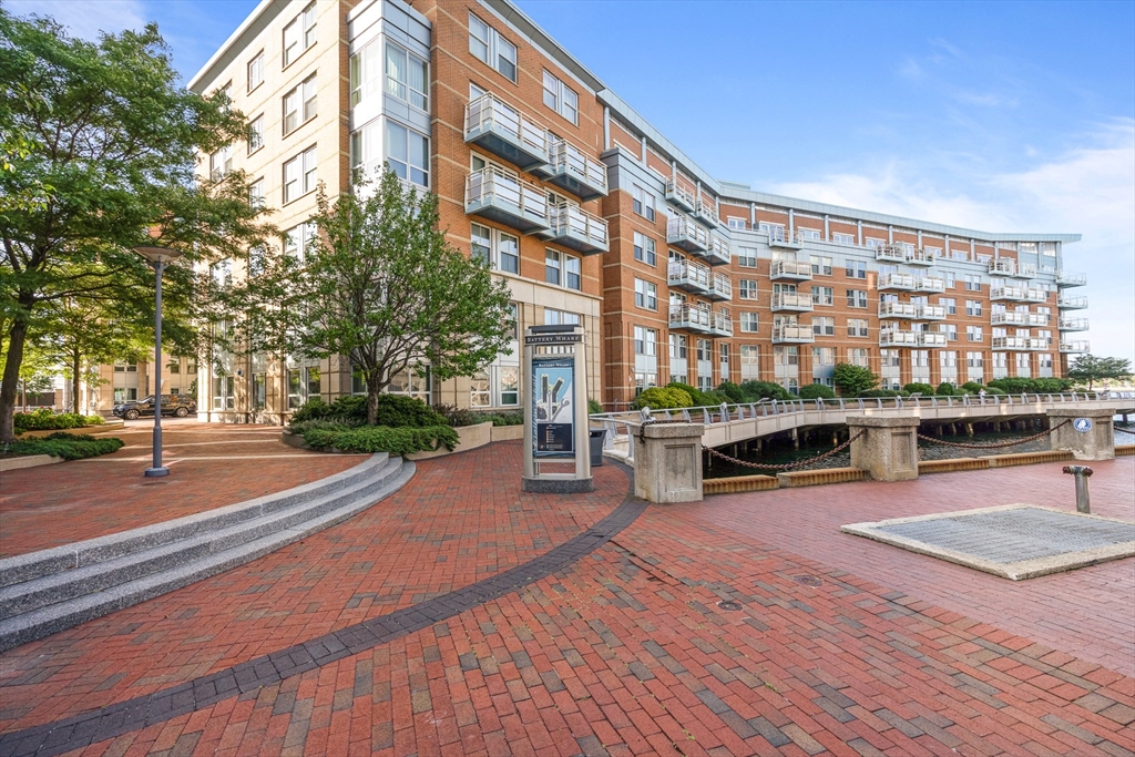 4 Battery Wharf # 4608