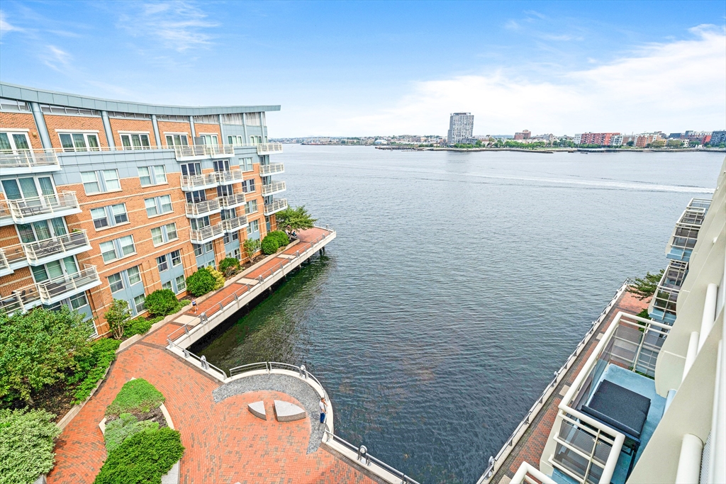4 Battery Wharf # 4608