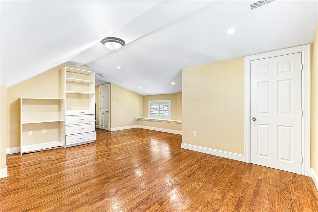 24 Bellevue Street