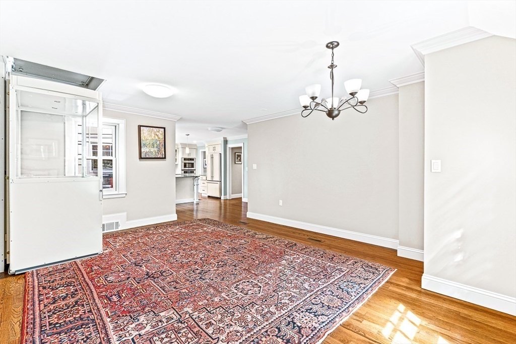24 Bellevue Street