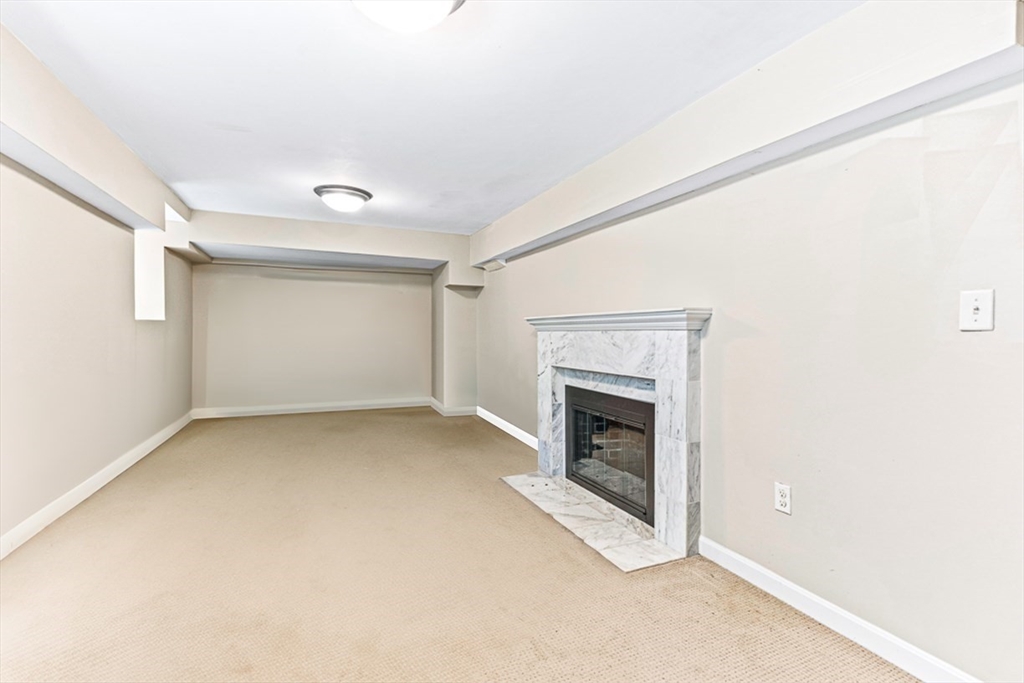24 Bellevue Street