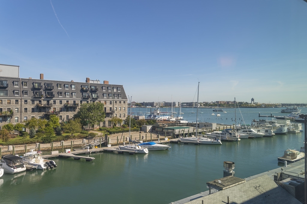 33 Commercial Wharf East # 44