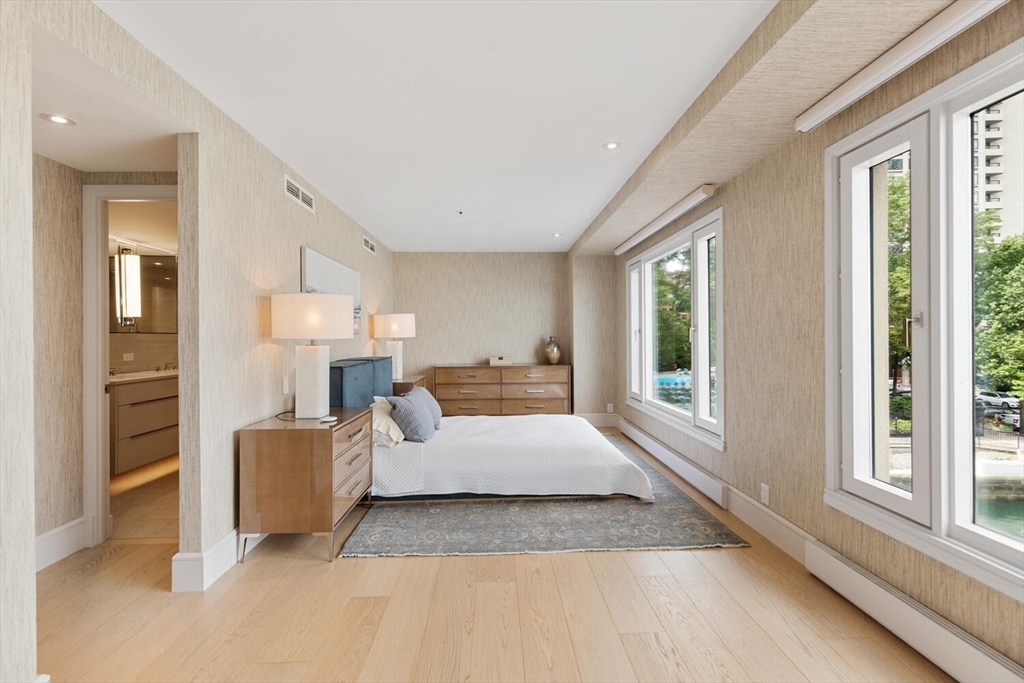 20 Rowes Wharf # 309