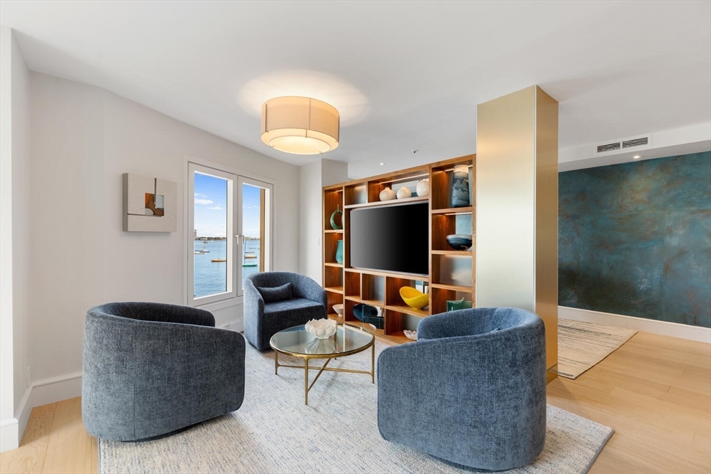 20 Rowes Wharf # 309