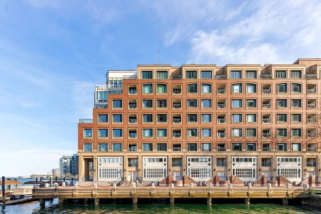20 Rowes Wharf # 309