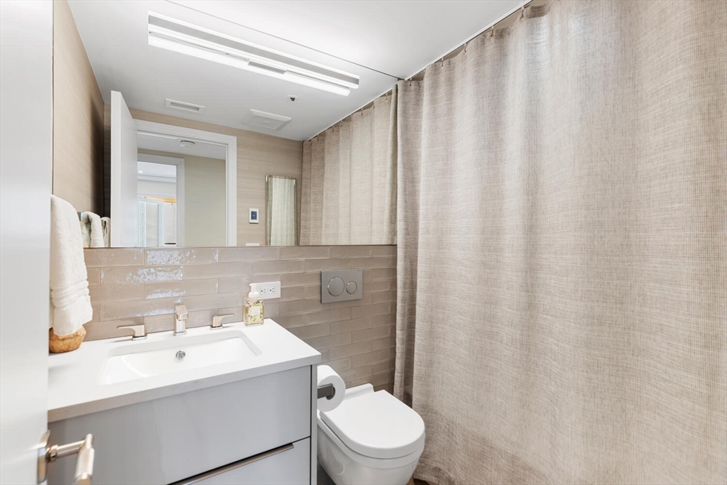 20 Rowes Wharf # 309