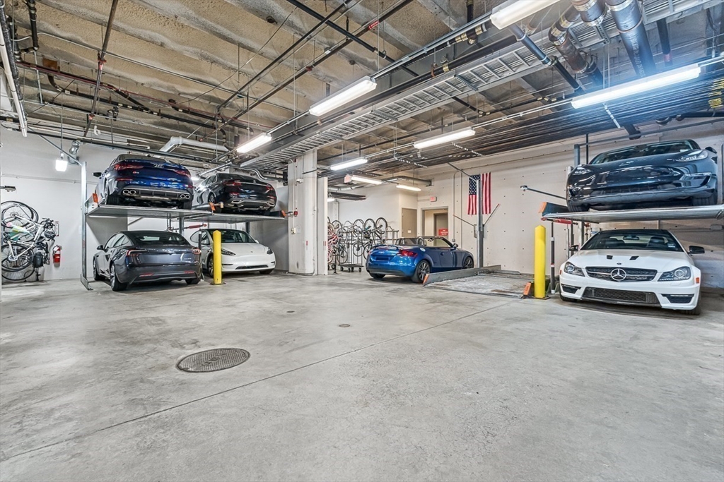 121 Portland St Unit: PH3