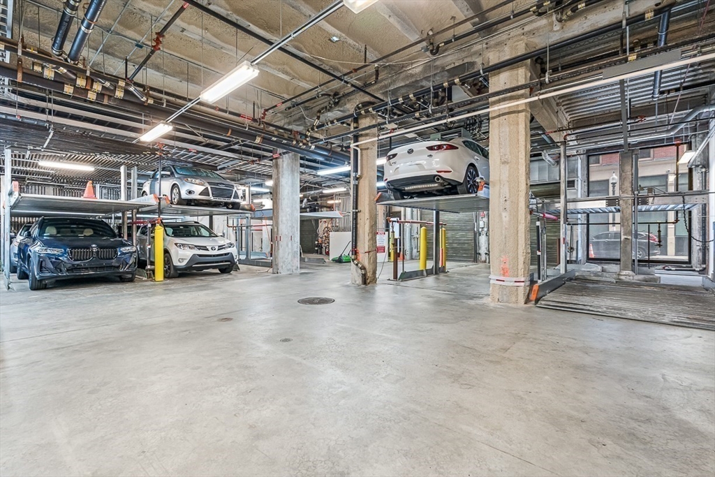 121 Portland St Unit: PH3