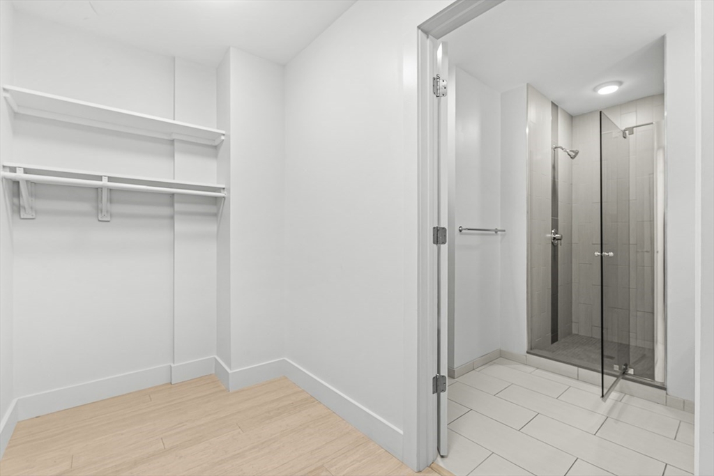 121 Portland St Unit: PH3