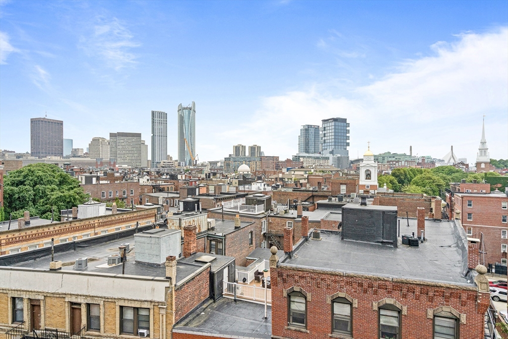 300 Commercial St # 709