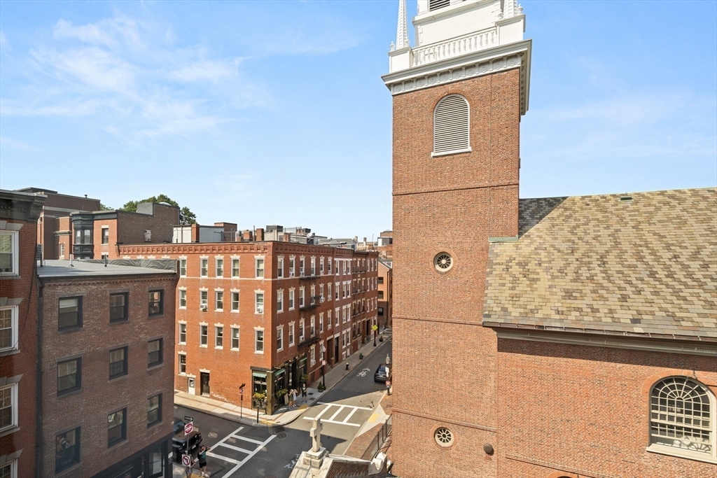 181 Salem Street # 18F