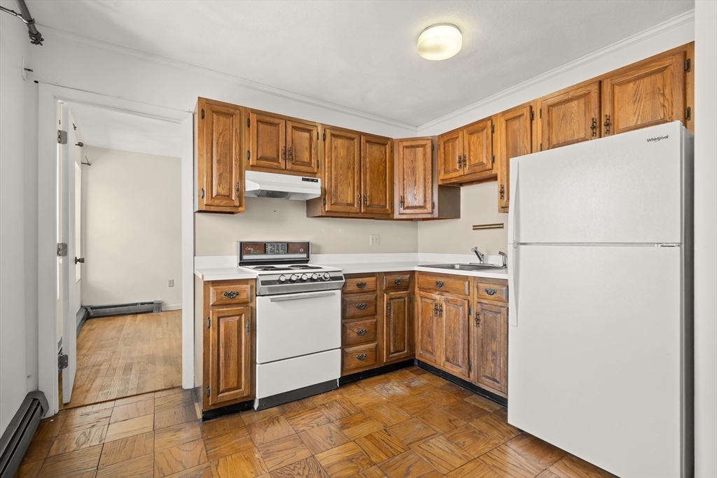 181 Salem Street # 18F