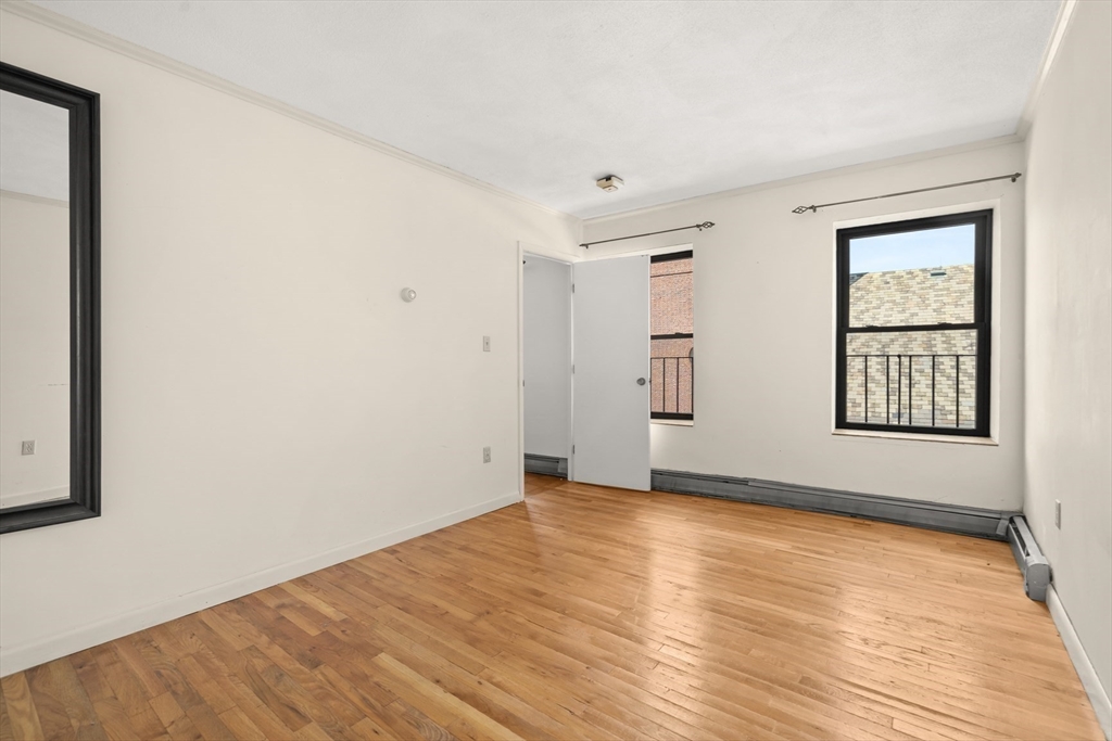 181 Salem Street # 18F