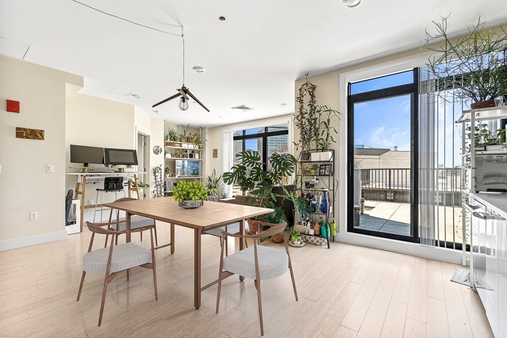 121 Portland St Unit: PH3