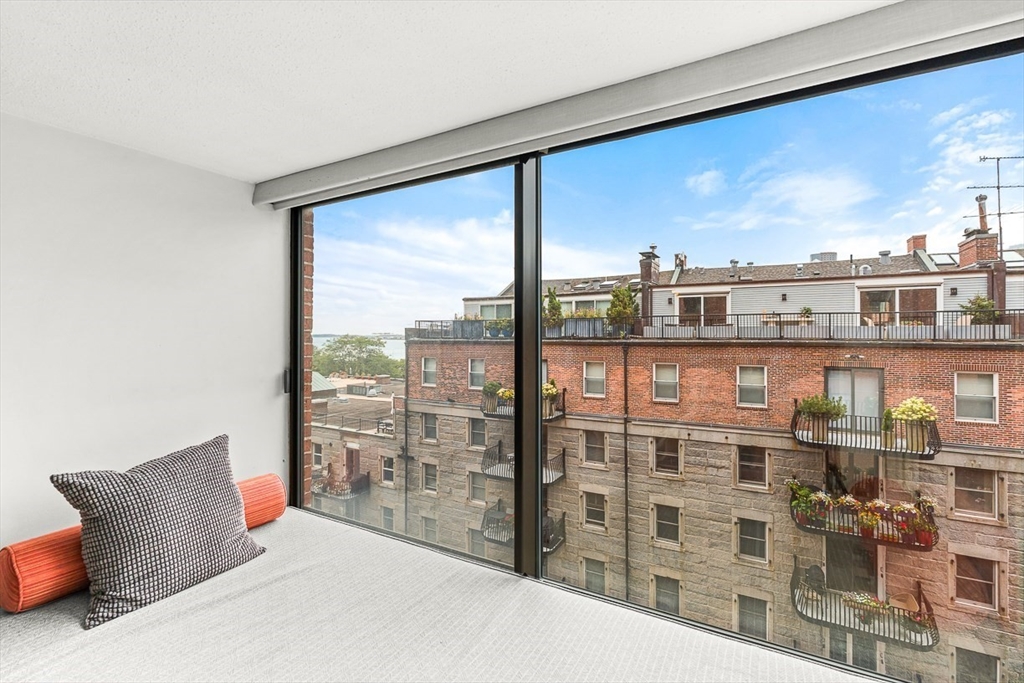 357 Commercial St # 514