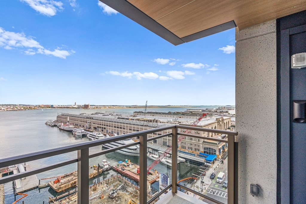 133 Seaport Blvd # 1516