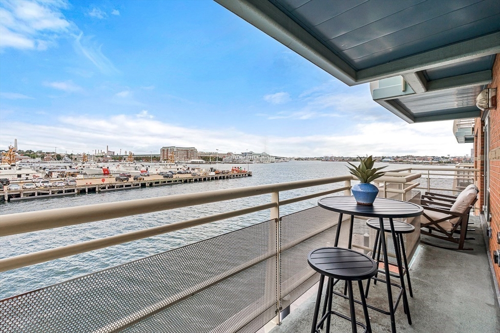 3 Battery Wharf # 3309