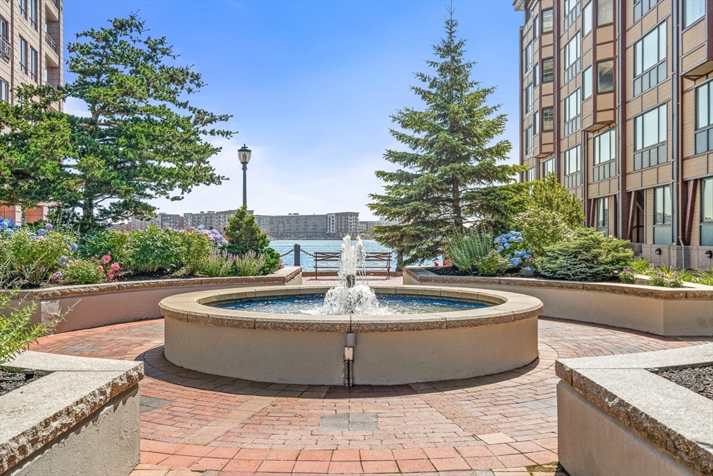 40 Battery St # 305