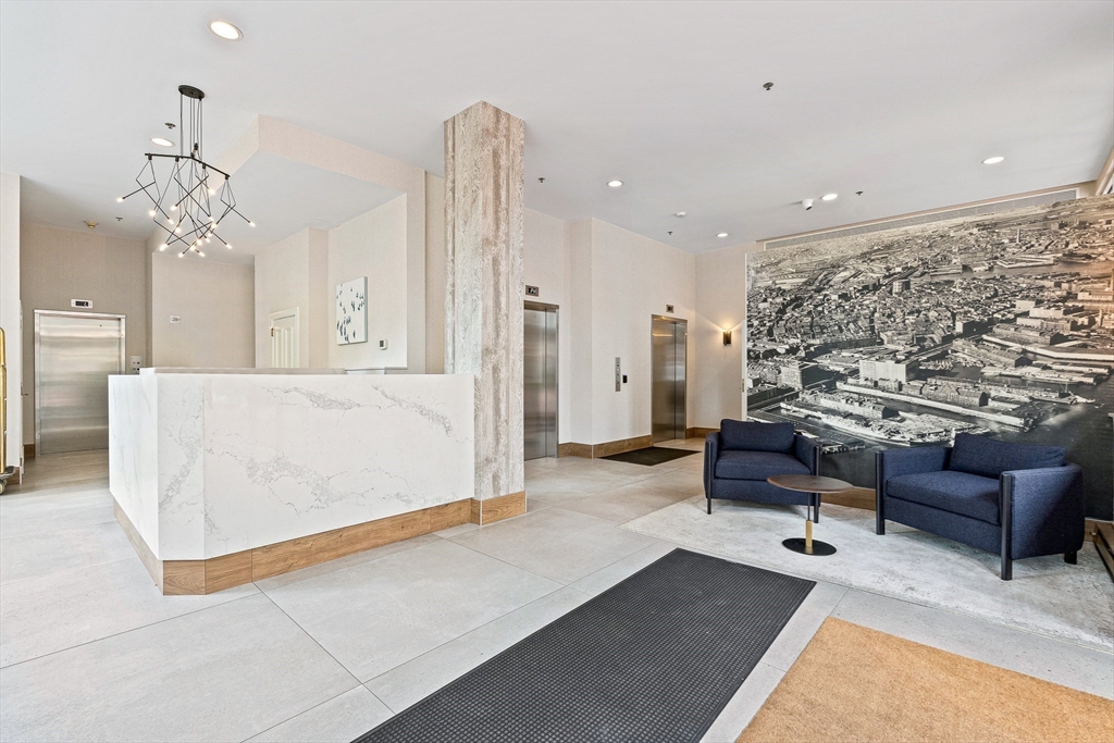 40 Battery St # 305