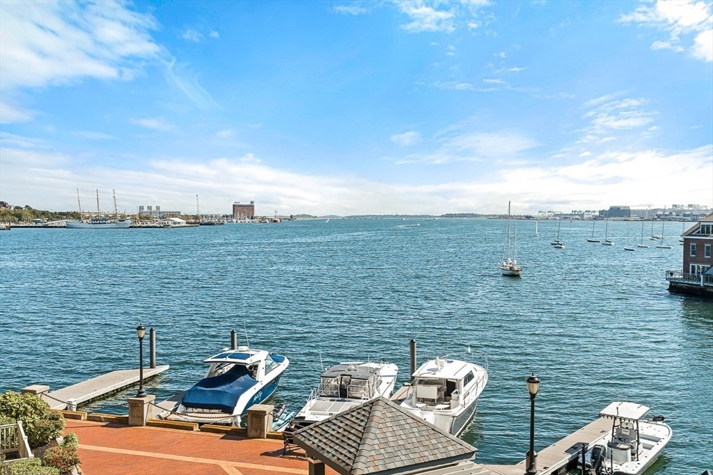 40 Battery St # 305