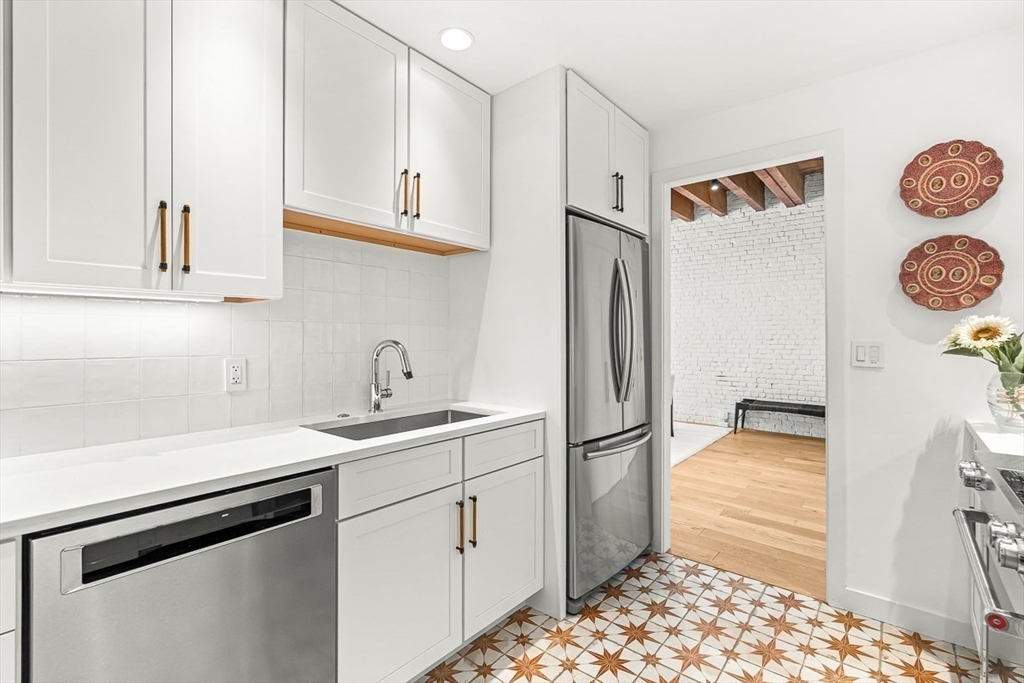 28 Atlantic Ave # 534