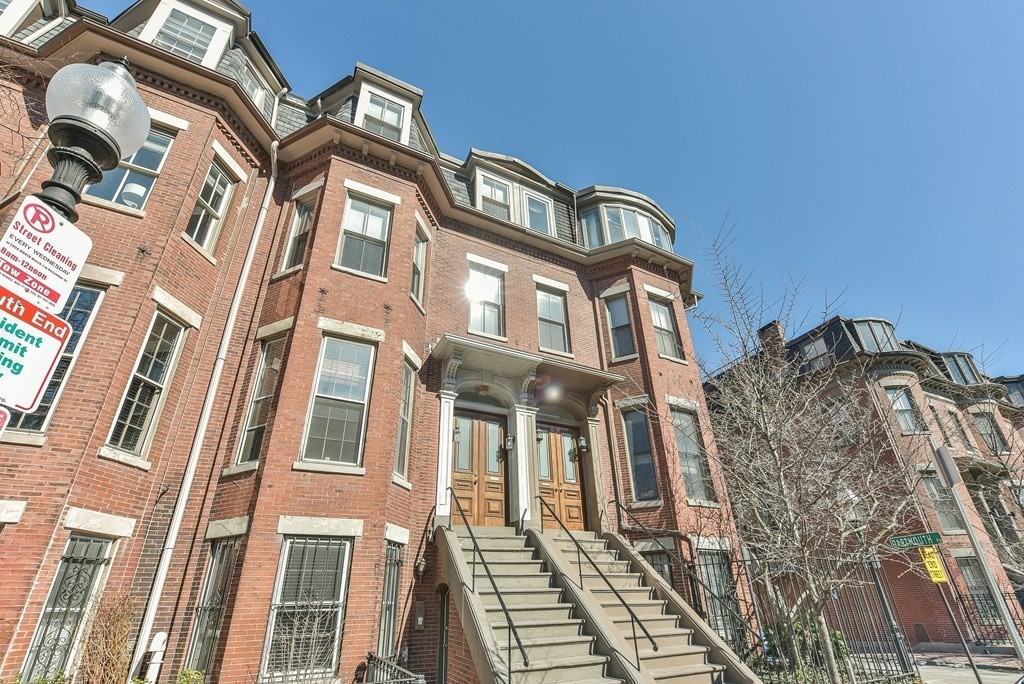 69 Dartmouth St # 1
