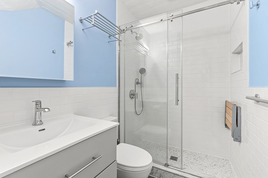 63 Atlantic Ave # 4A, Boston Unit: 4A