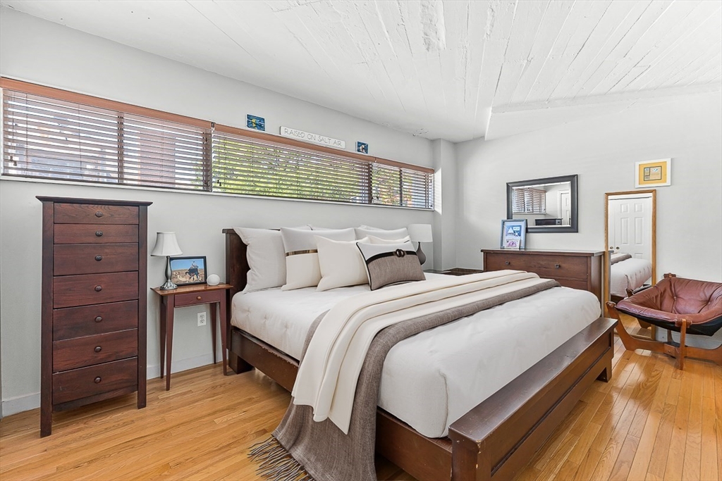 63 Atlantic Ave # 4A, Boston Unit: 4A