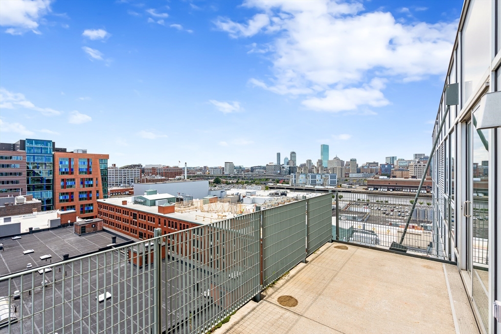 25 Channel Center Unit: PH204