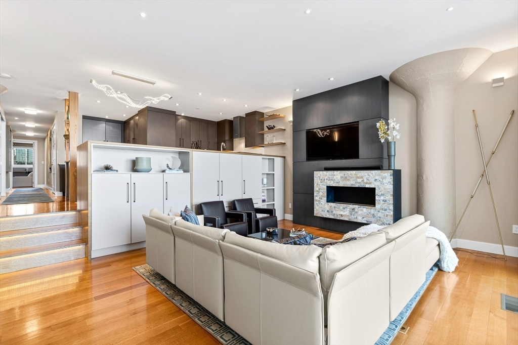 63 Atlantic Ave # 9B